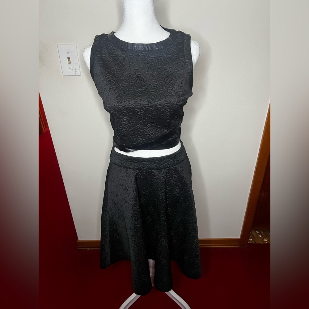 Guess Two Piece Set
